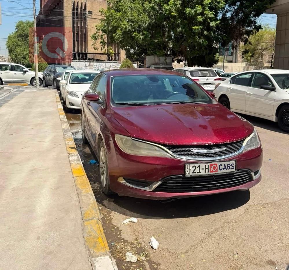 كرايسلر 200